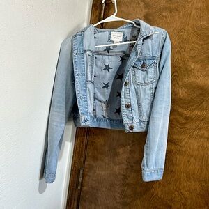 Forever 21 distressed jean jacket. Size S